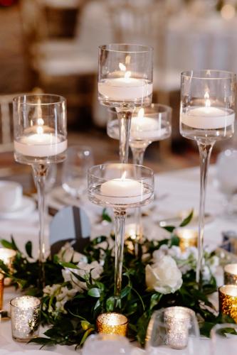 Wedding Flowers by Kloeckner Preferred Flowers